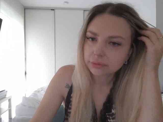 pinkpanther8899 webcam