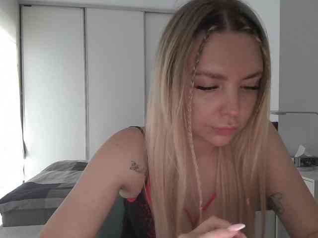 pinkpanther8899 webcam