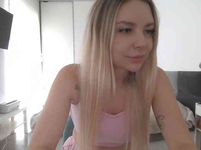 pinkpanther8899 webcam