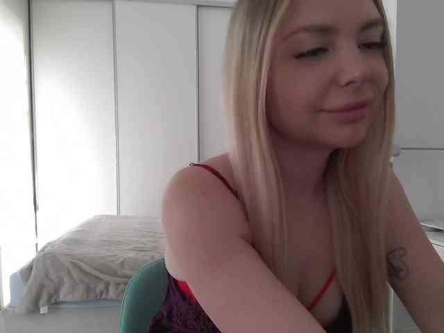 pinkpanther8899 webcam