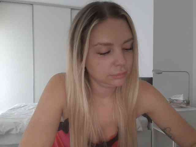 pinkpanther8899 webcam
