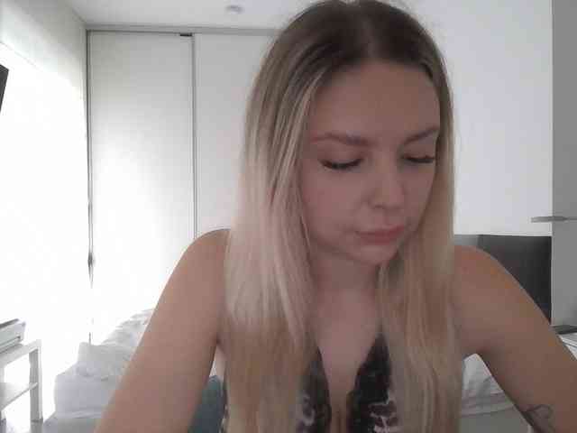 pinkpanther8899 webcam