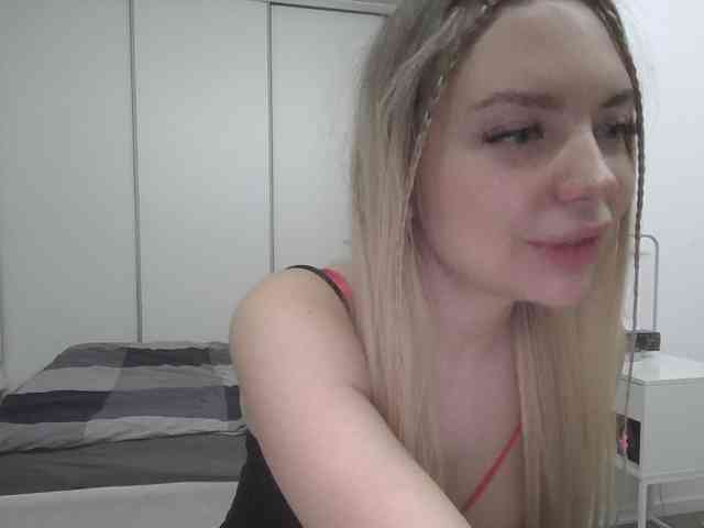 pinkpanther8899 webcam