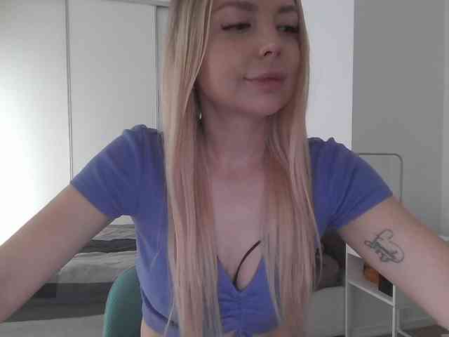 pinkpanther8899 webcam