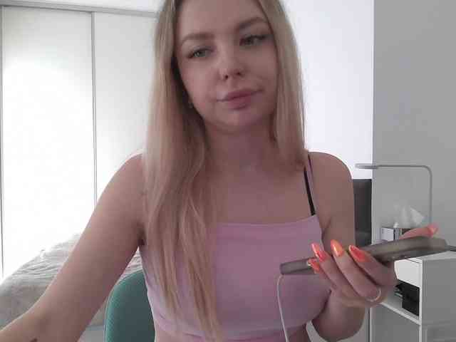 pinkpanther8899 webcam