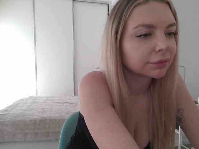 pinkpanther8899 webcam