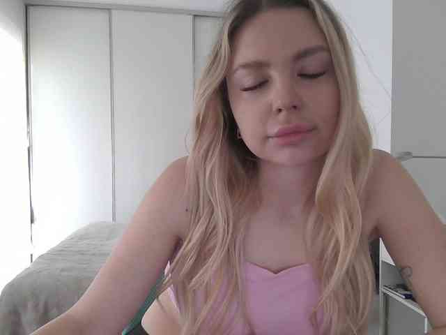 pinkpanther8899 webcam
