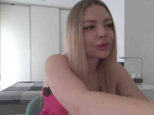 pinkpanther8899 webcam
