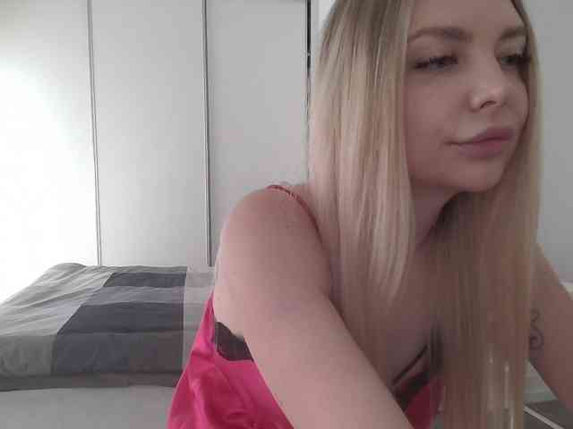 pinkpanther8899 webcam