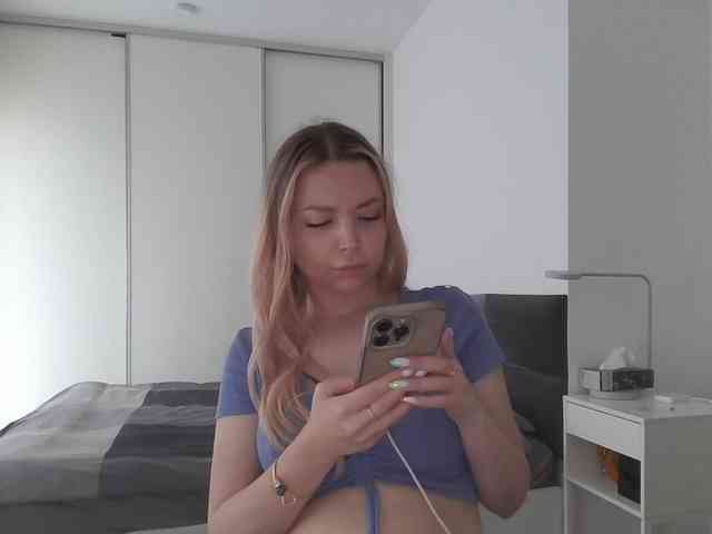 pinkpanther8899 webcam
