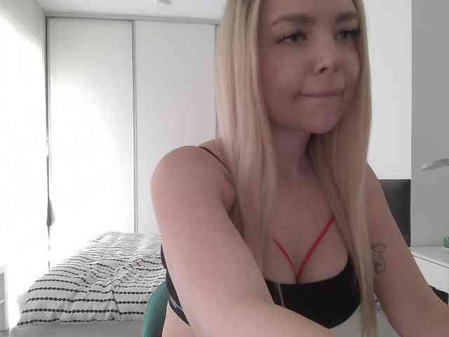 pinkpanther8899 webcam