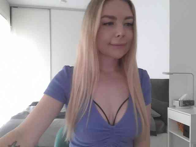 pinkpanther8899 webcam