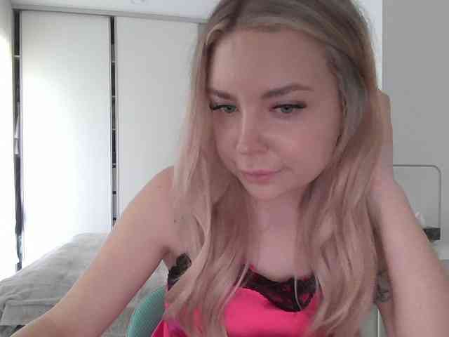 pinkpanther8899 webcam