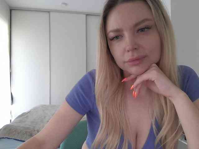 pinkpanther8899 webcam