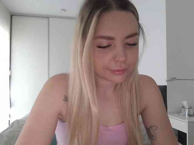 pinkpanther8899 webcam
