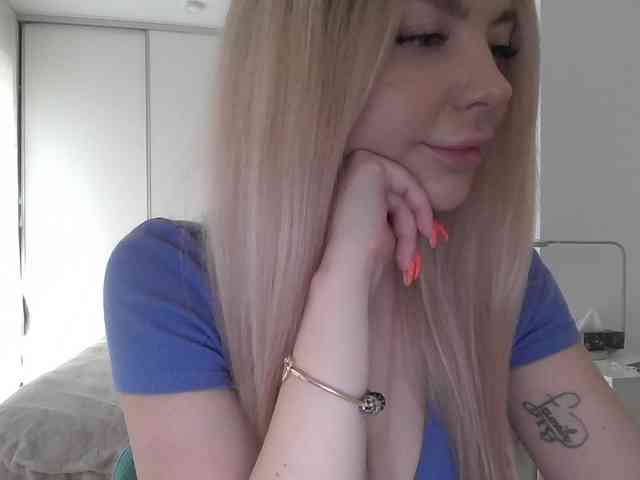 Blondie8853