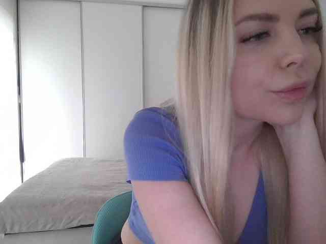pinkpanther8899 webcam