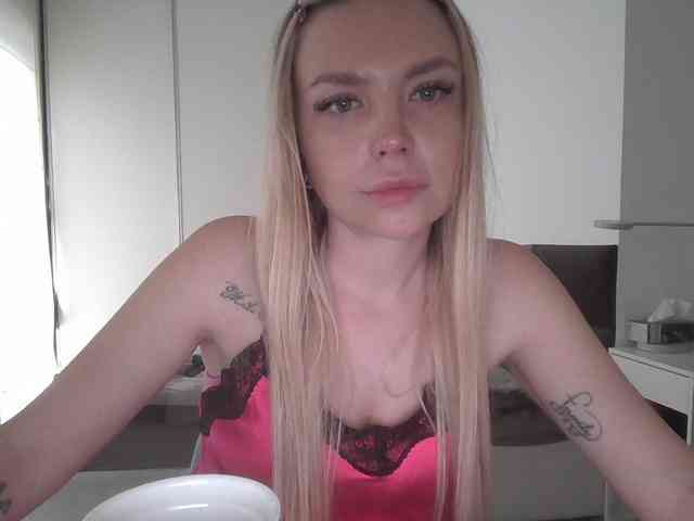 pinkpanther8899 webcam