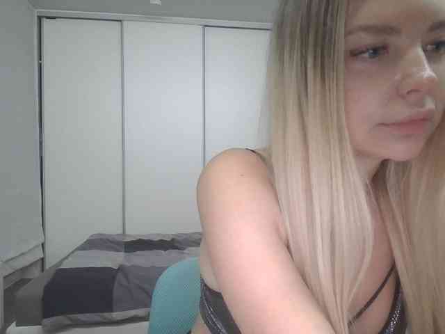pinkpanther8899 webcam