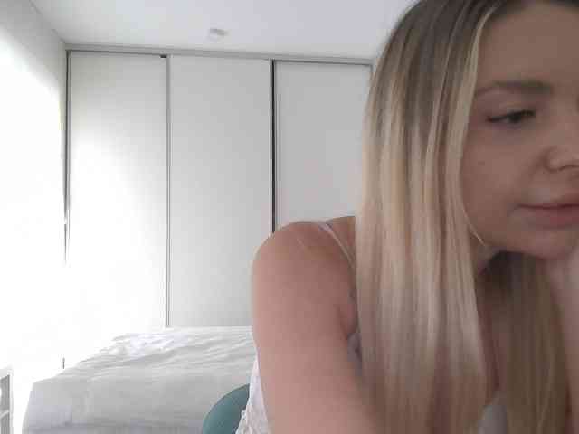 pinkpanther8899 webcam