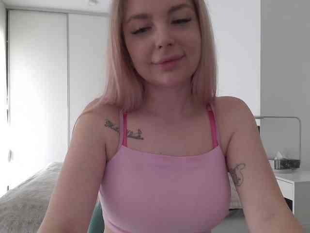 pinkpanther8899 webcam