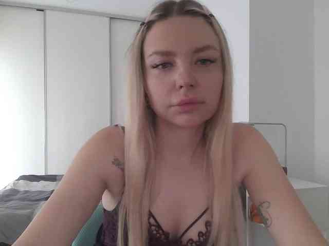 pinkpanther8899 webcam