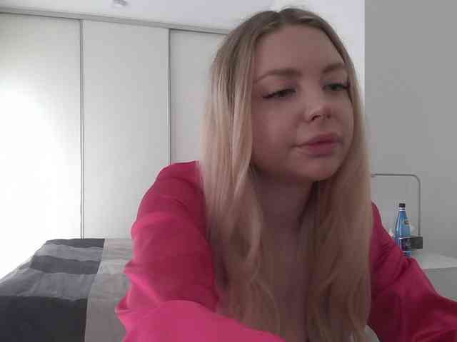 pinkpanther8899 webcam