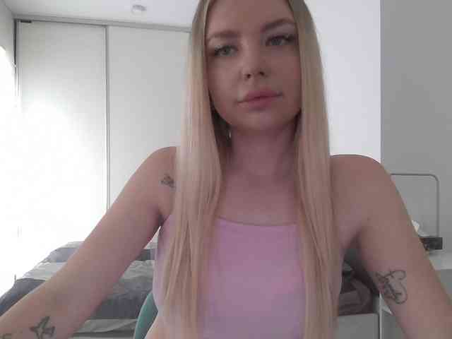 Blondie8853