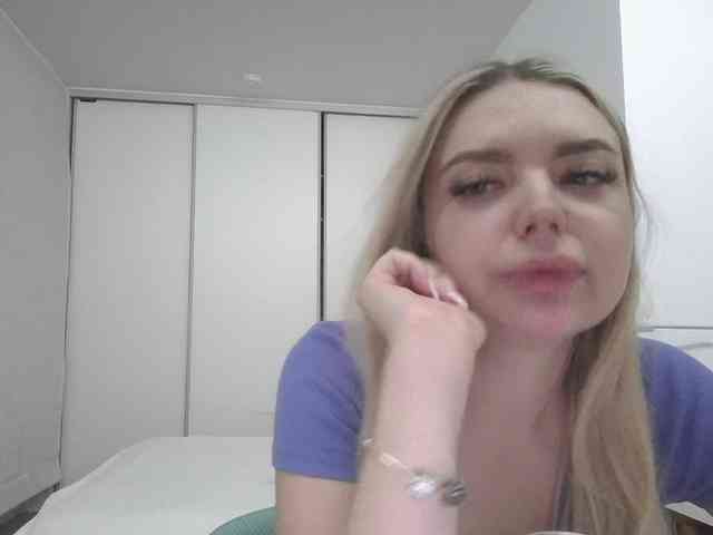 pinkpanther8899 webcam