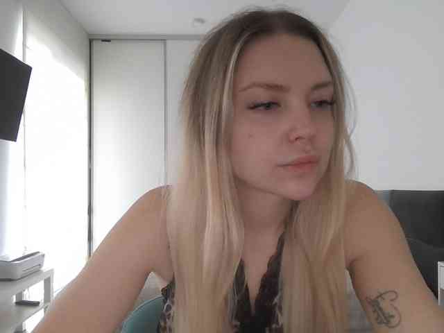 Blondie8853