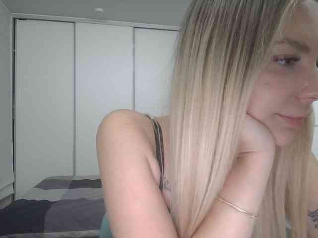 pinkpanther8899 webcam