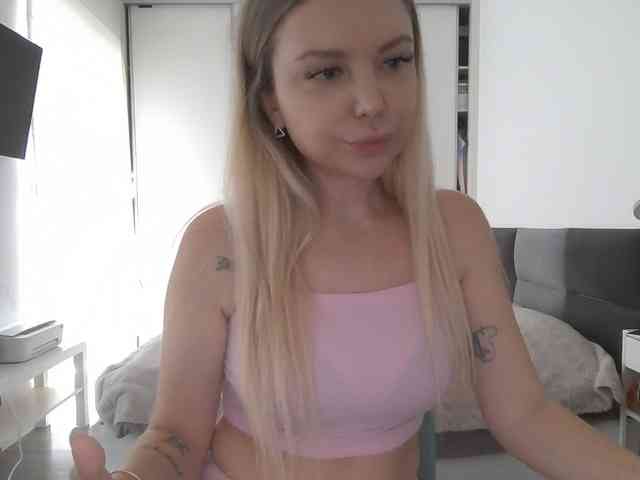 pinkpanther8899 webcam