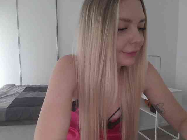 pinkpanther8899 webcam