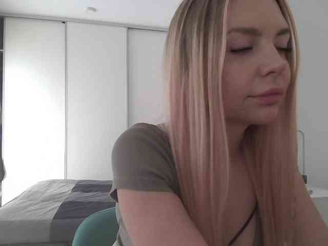 pinkpanther8899 webcam