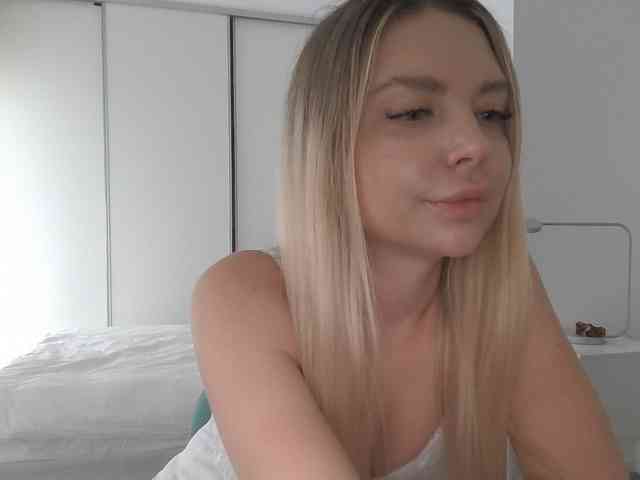 pinkpanther8899 webcam