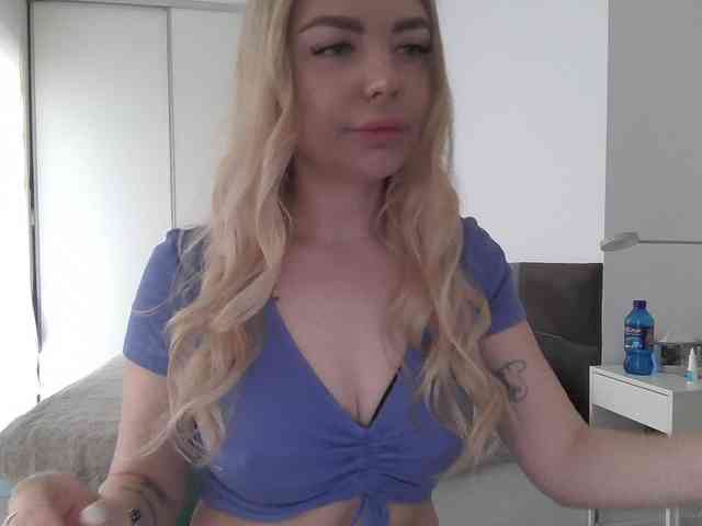 pinkpanther8899 webcam