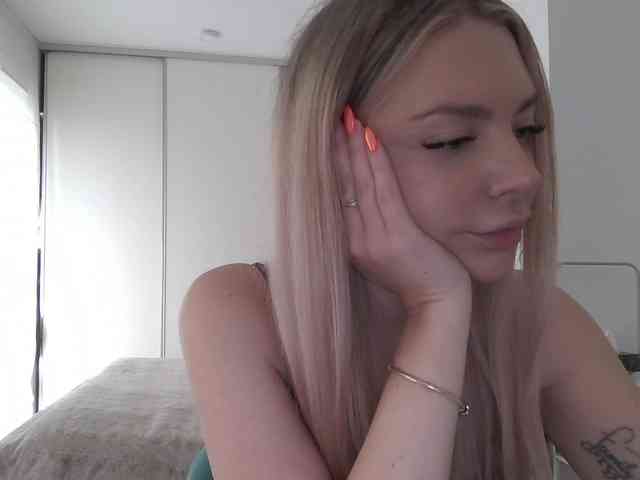 Blondie8853