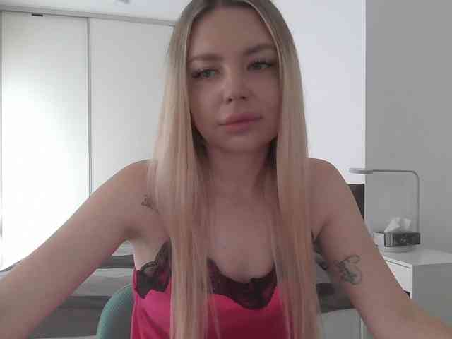 pinkpanther8899 webcam