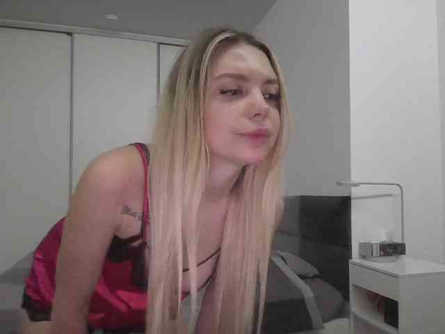 pinkpanther8899 webcam
