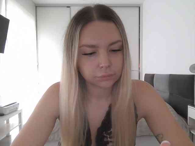 pinkpanther8899 webcam