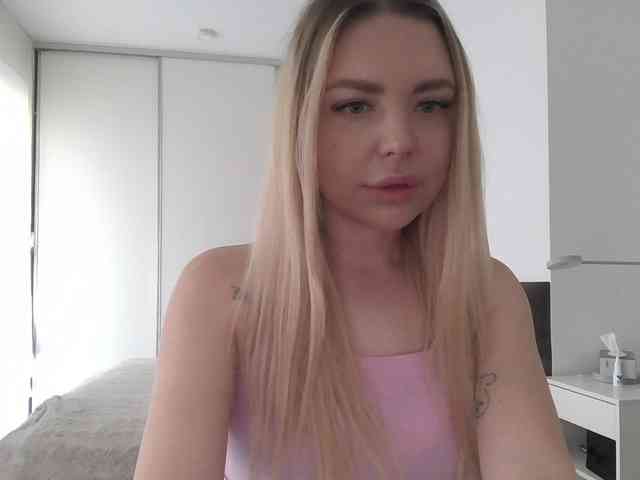 pinkpanther8899 webcam
