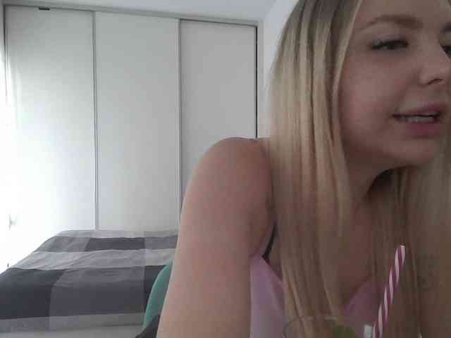 pinkpanther8899 webcam