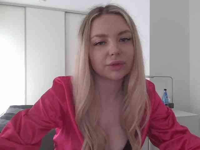 pinkpanther8899 webcam