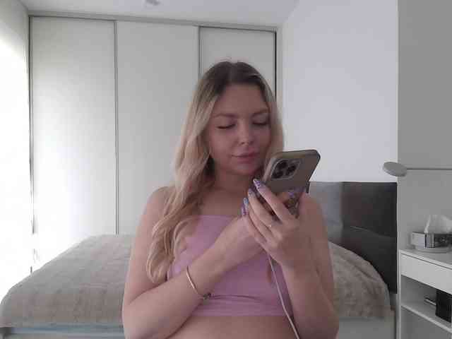 pinkpanther8899 webcam