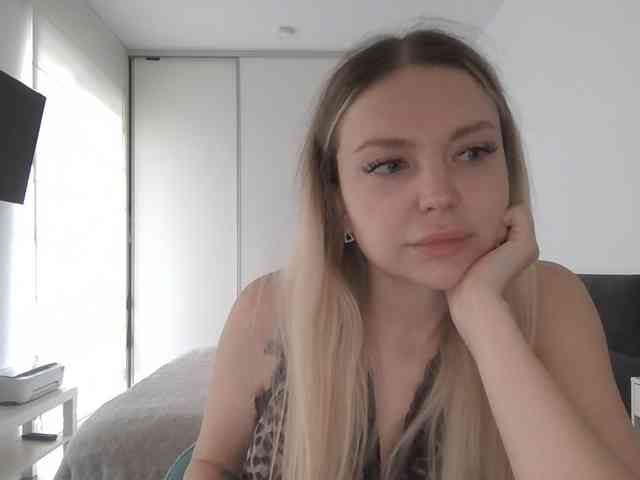 pinkpanther8899 webcam