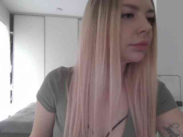 pinkpanther8899 webcam