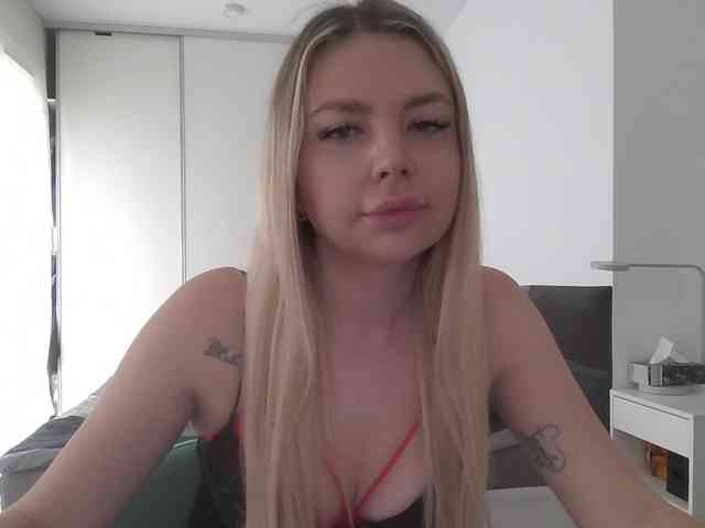 pinkpanther8899 webcam