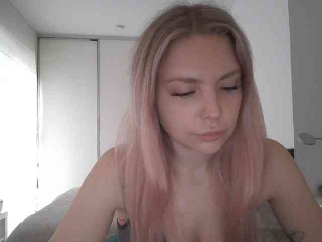Blondie8853