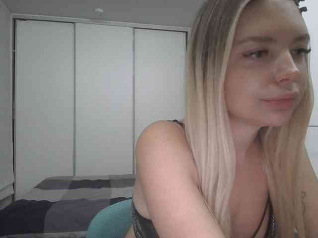 pinkpanther8899 webcam