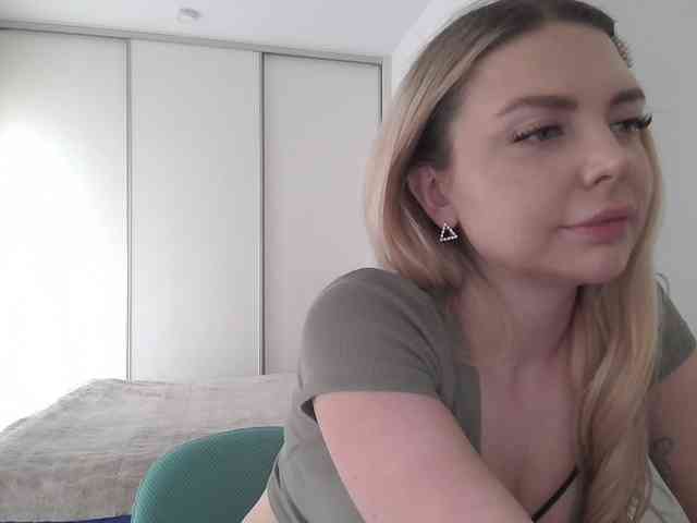 pinkpanther8899 webcam